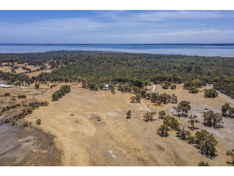 309 Carrabungup Road, Nirimba WA 6208
