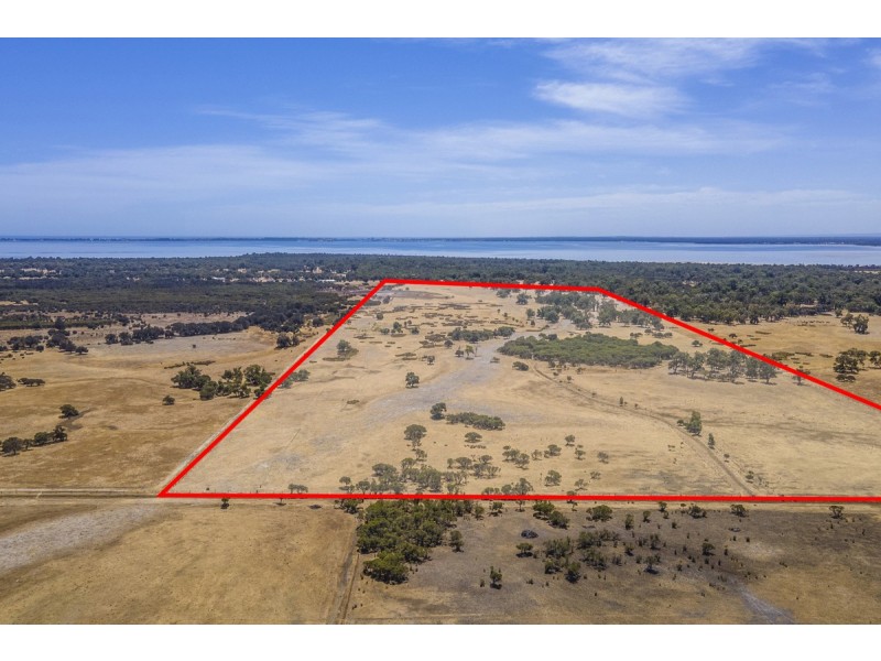 309 Carrabungup Road, Nirimba WA 6208