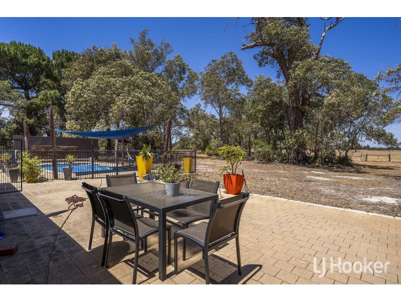 309 Carrabungup Road, Nirimba WA 6208