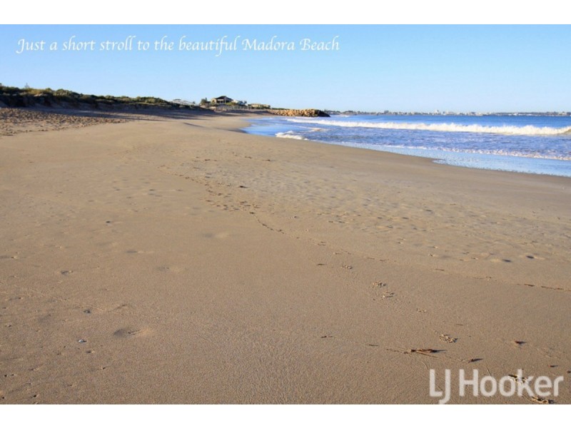 23 Rapallo Grove, Madora Bay WA 6210
