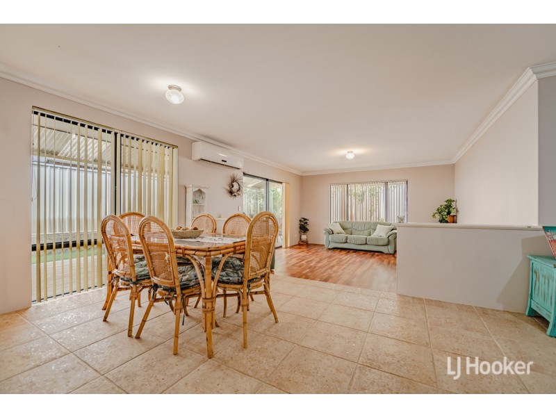 12 Brazier Way, Lakelands WA 6180