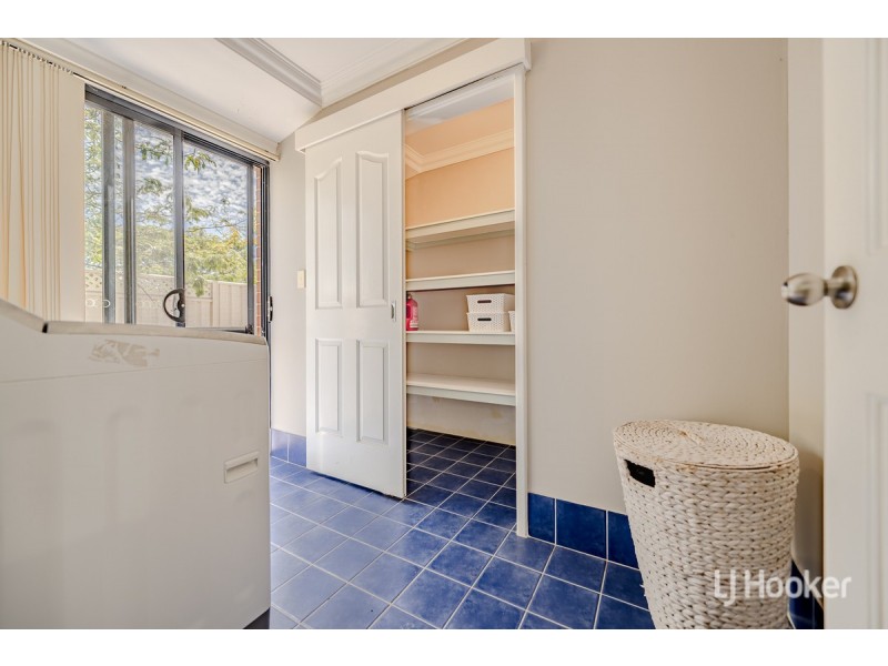 12 Brazier Way, Lakelands WA 6180