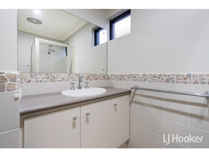 1/34 Village Mews, Wannanup WA 6210
