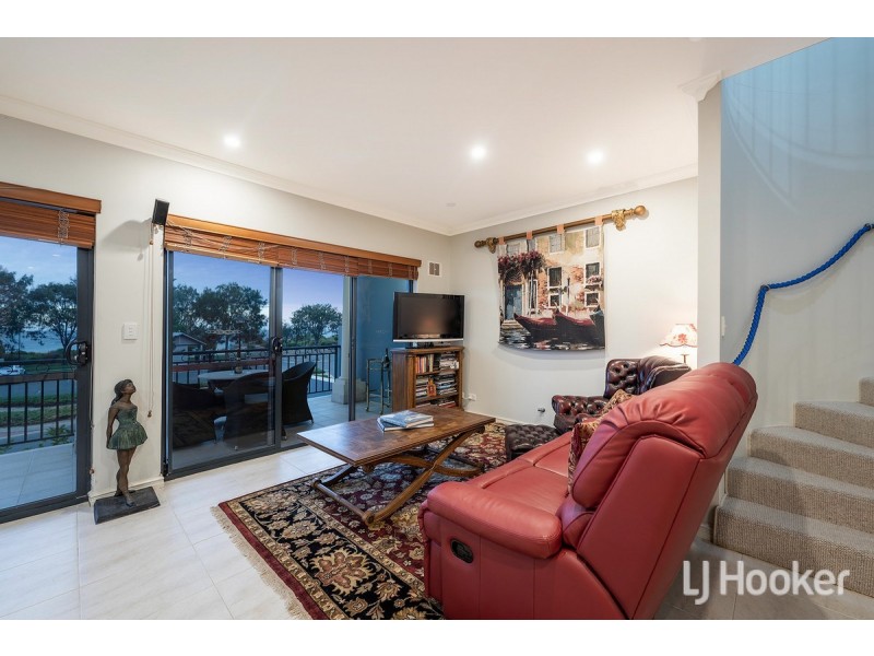 1/34 Village Mews, Wannanup WA 6210