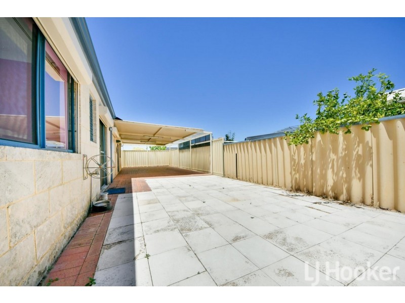 8 Freeling Road, Port Kennedy WA 6172