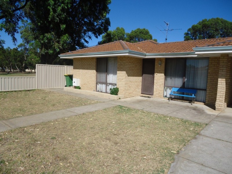 32 Mississippi Drive, Greenfields WA 6210