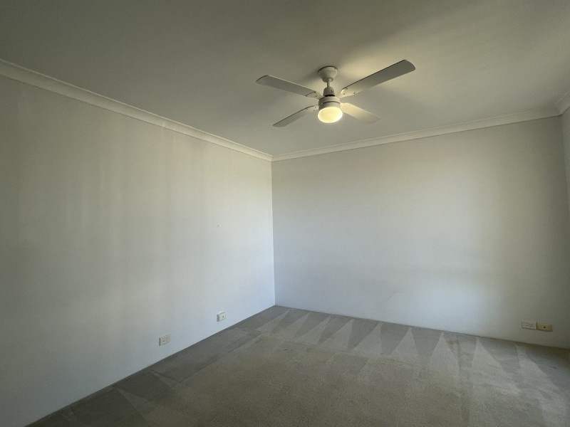 59 Floribunda Avenue, Halls Head WA 6210