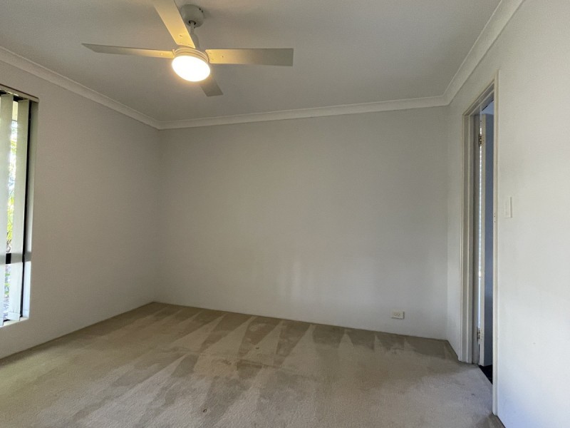 59 Floribunda Avenue, Halls Head WA 6210