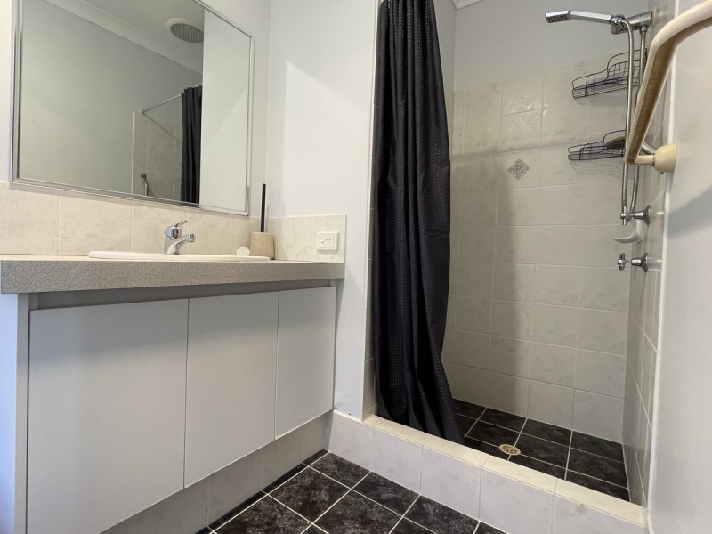 59 Floribunda Avenue, Halls Head WA 6210