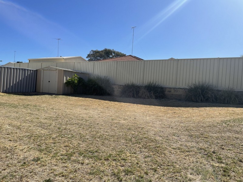 59 Floribunda Avenue, Halls Head WA 6210