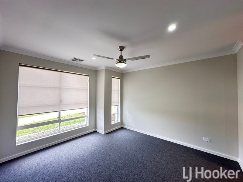 57 Sarasota Loop, Madora Bay WA 6210