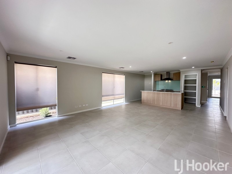 57 Sarasota Loop, Madora Bay WA 6210