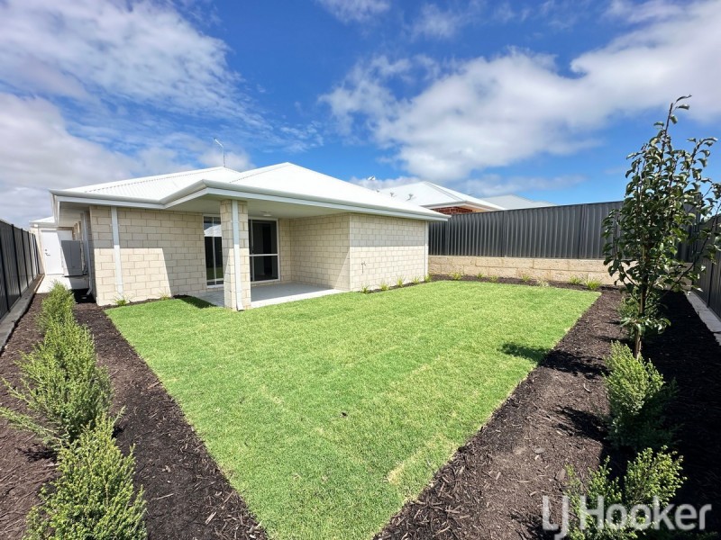 57 Sarasota Loop, Madora Bay WA 6210