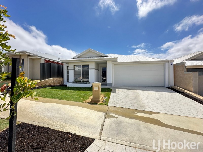 57 Sarasota Loop, Madora Bay WA 6210