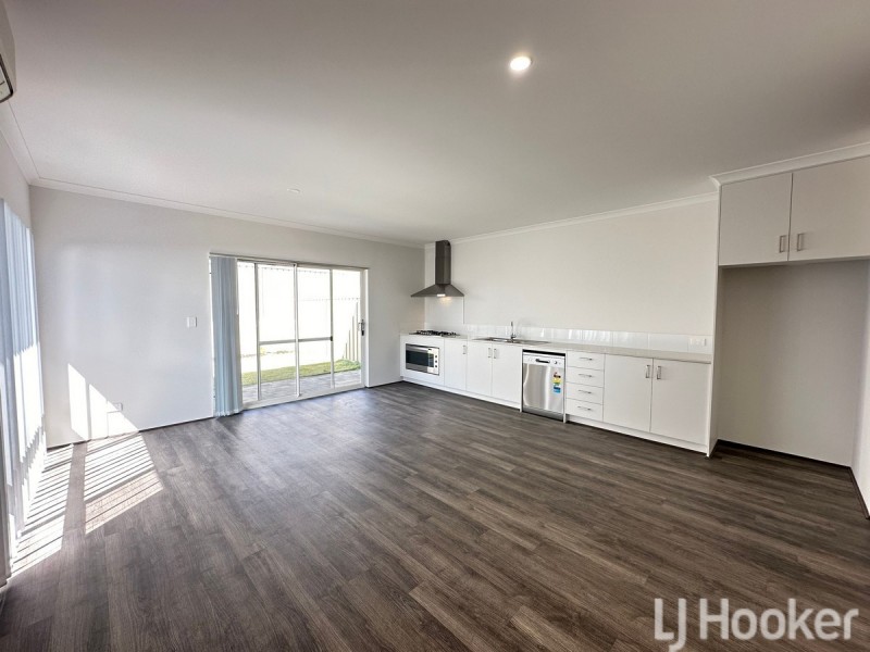 24A Daffodil Way, Karnup WA 6176