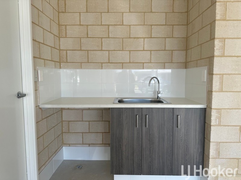 24A Daffodil Way, Karnup WA 6176