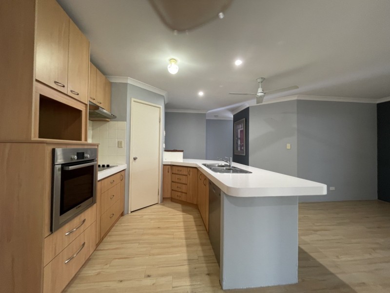 29 Mariners Cove Drive, Dudley Park WA 6210