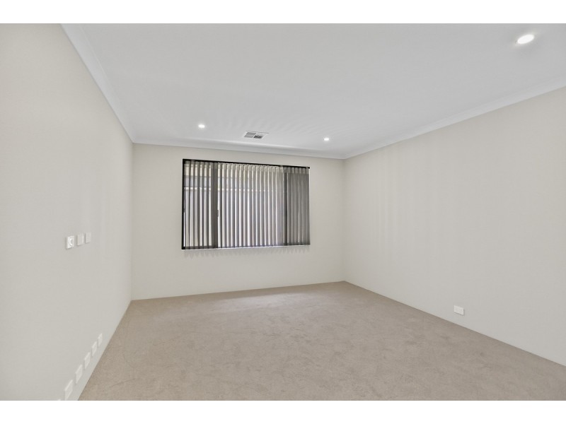 3 Winning Approach, Golden Bay WA 6174