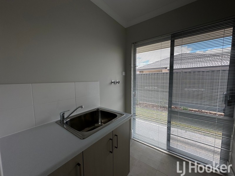 52 Huntington Street, Madora Bay WA 6210