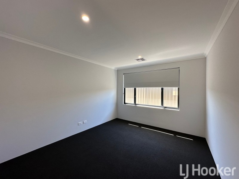 10 Bolsa Road, Madora Bay WA 6210