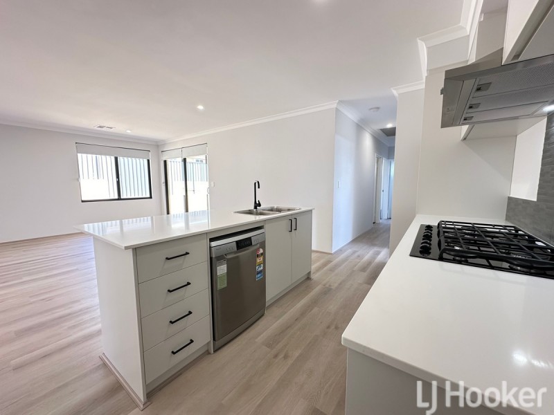 10 Bolsa Road, Madora Bay WA 6210