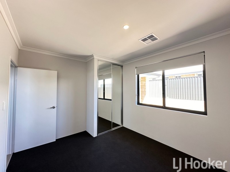 10 Bolsa Road, Madora Bay WA 6210