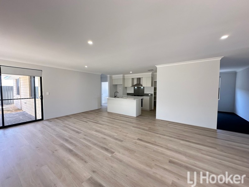 10 Bolsa Road, Madora Bay WA 6210