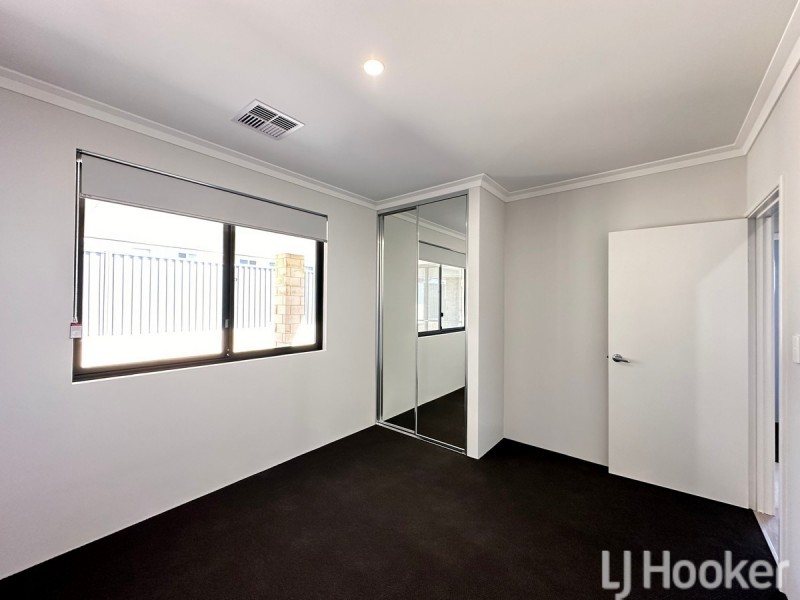 10 Bolsa Road, Madora Bay WA 6210