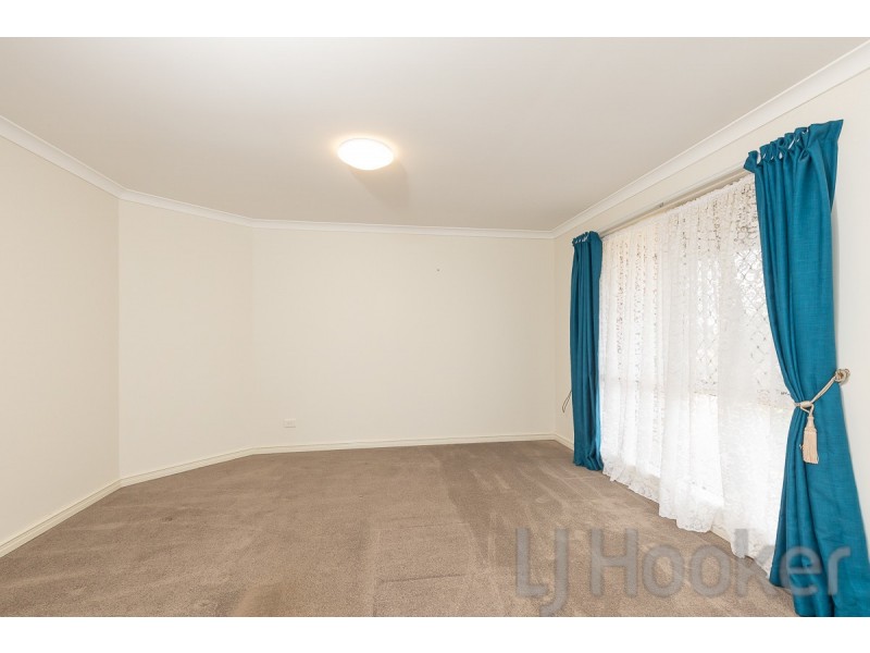 6 Chennile Vista, Halls Head WA 6210