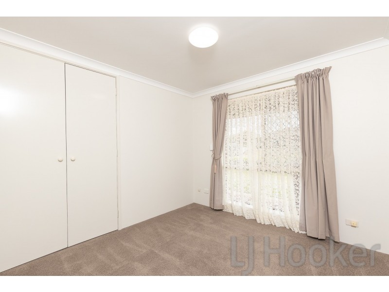 6 Chennile Vista, Halls Head WA 6210