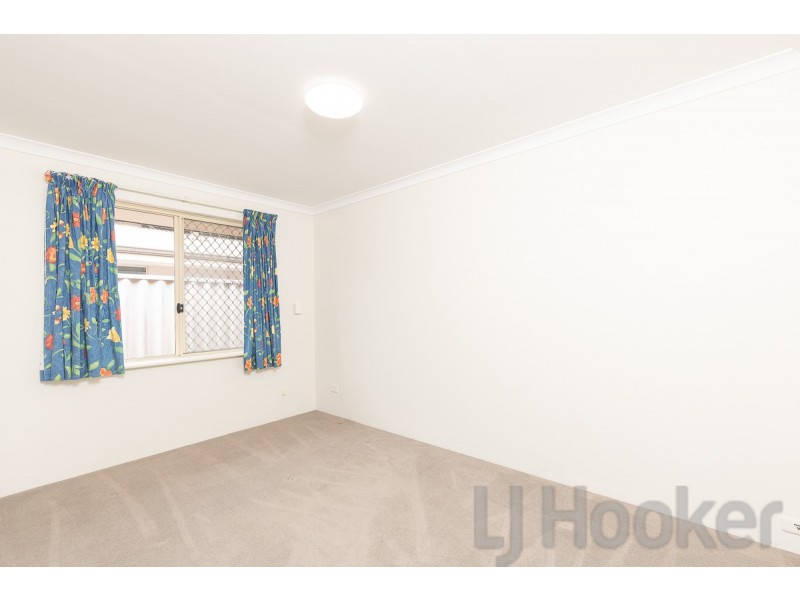 6 Chennile Vista, Halls Head WA 6210