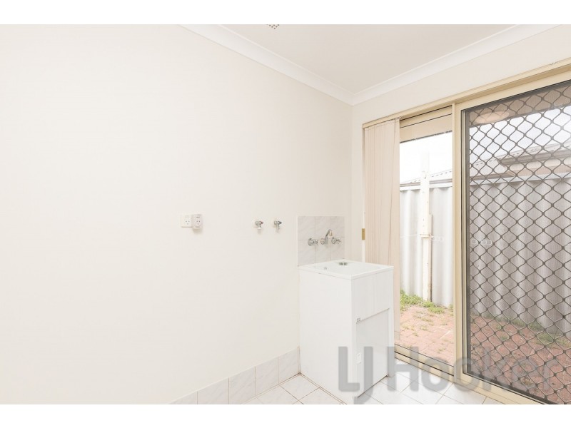 6 Chennile Vista, Halls Head WA 6210