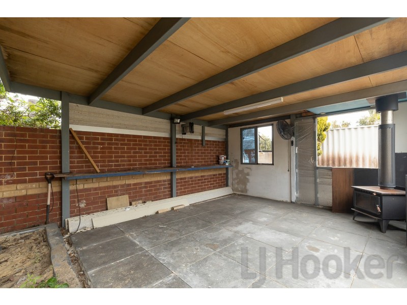 6 Chennile Vista, Halls Head WA 6210