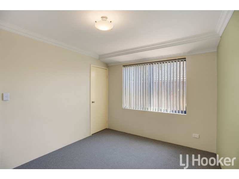 19 Lutea Road, Halls Head WA 6210