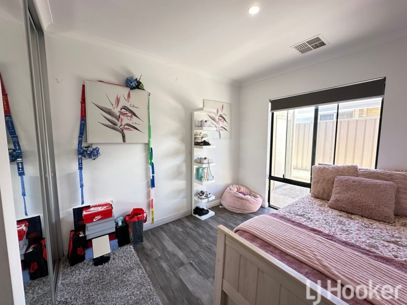 70 Hurlingham Loop, Meadow Springs WA 6210