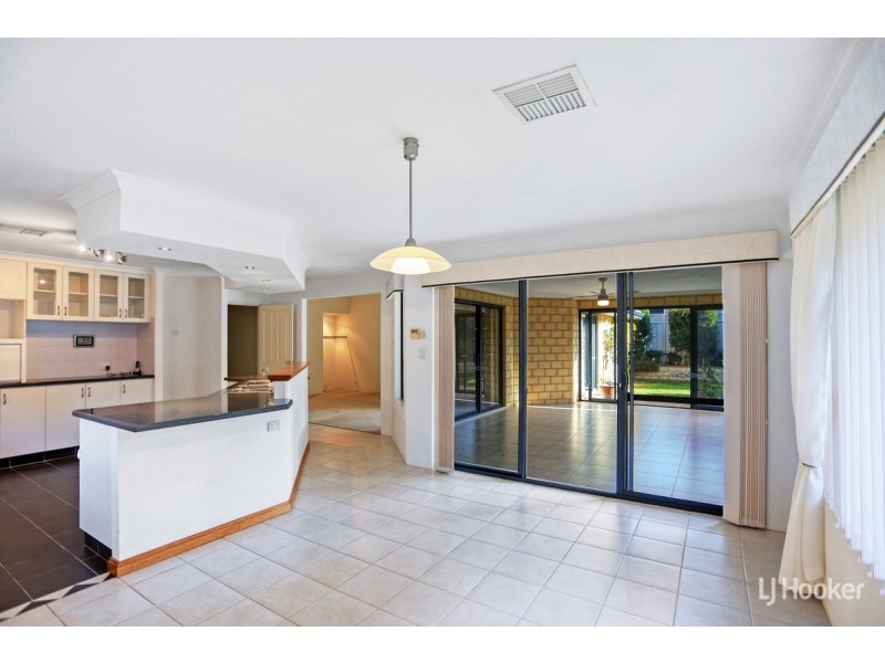 11 Premier Street, Dudley Park WA 6210