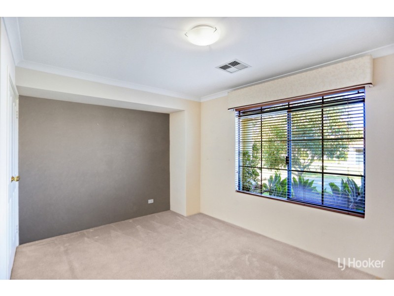 11 Premier Street, Dudley Park WA 6210