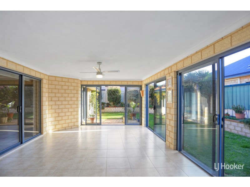 11 Premier Street, Dudley Park WA 6210