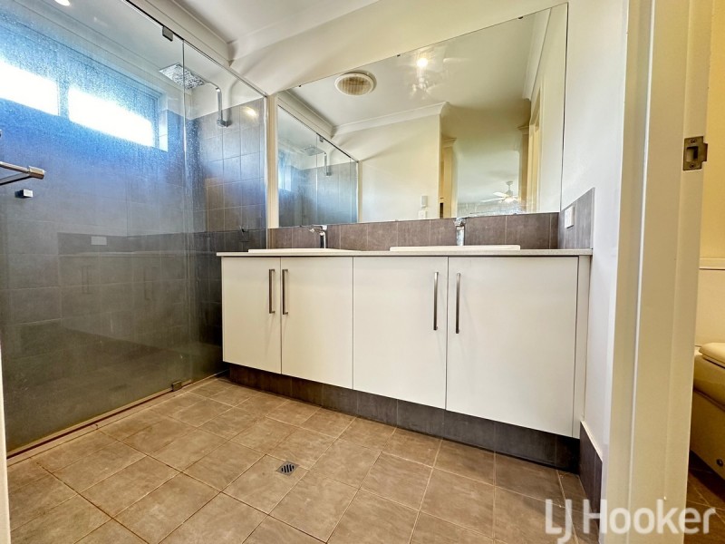 101 Hurlingham Loop, Meadow Springs WA 6210