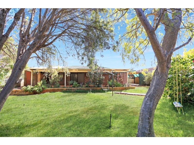 57 Malibu Road, Safety Bay WA 6169