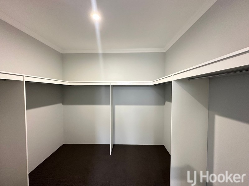 8 Coronado Way, Madora Bay WA 6210