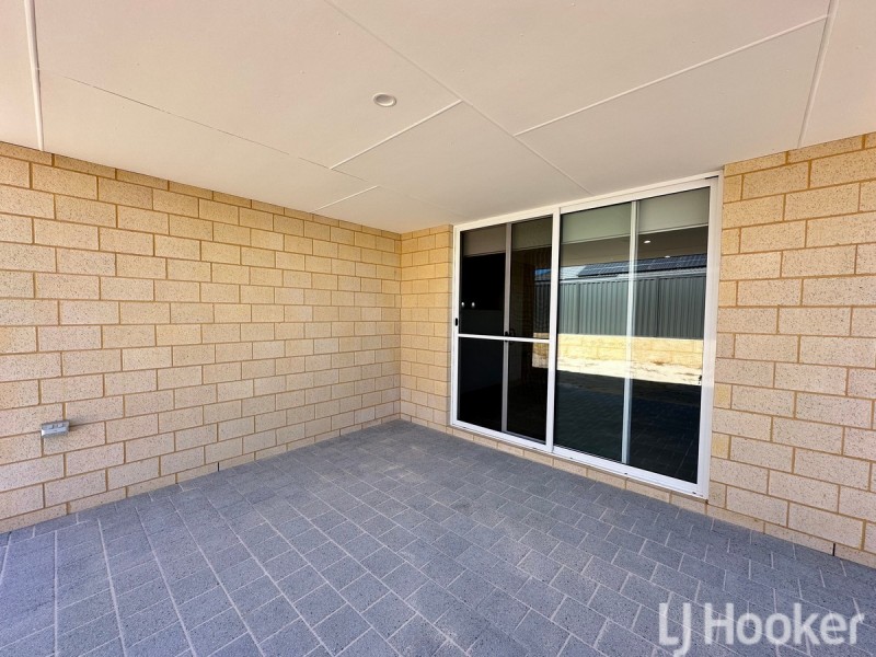 8 Coronado Way, Madora Bay WA 6210