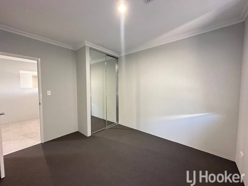 8 Coronado Way, Madora Bay WA 6210