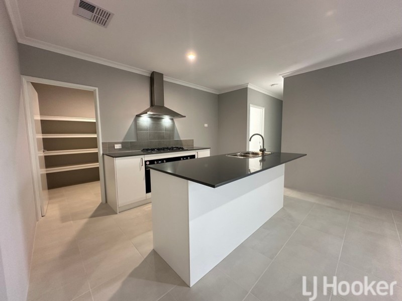 51 Sarasota Loop, Madora Bay WA 6210