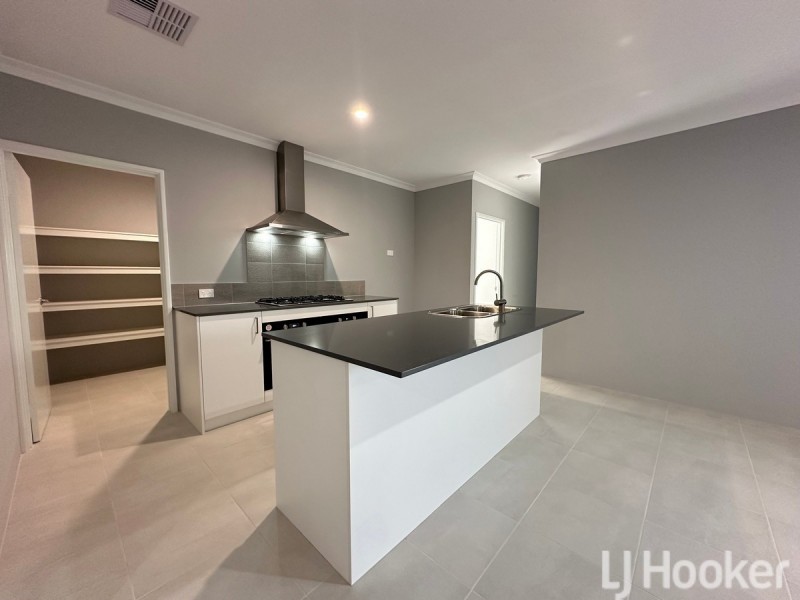 51 Sarasota Loop, Madora Bay WA 6210