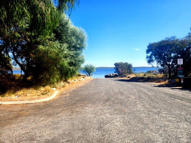 Lot 803 Birch Drive, Birchmont WA 6214