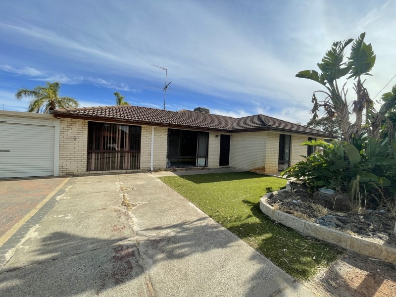 5 Yelta Street, Greenfields WA 6210