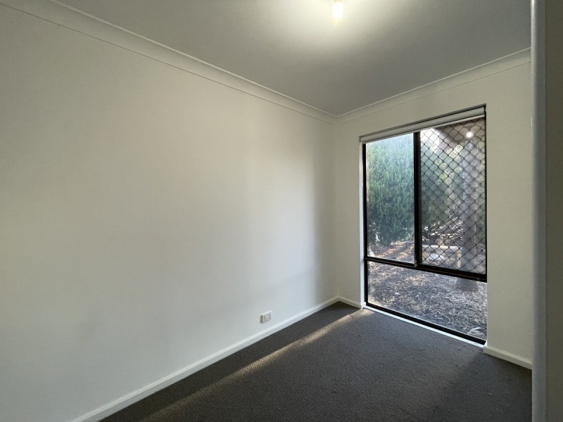 1 Zambesi Drive, Greenfields WA 6210