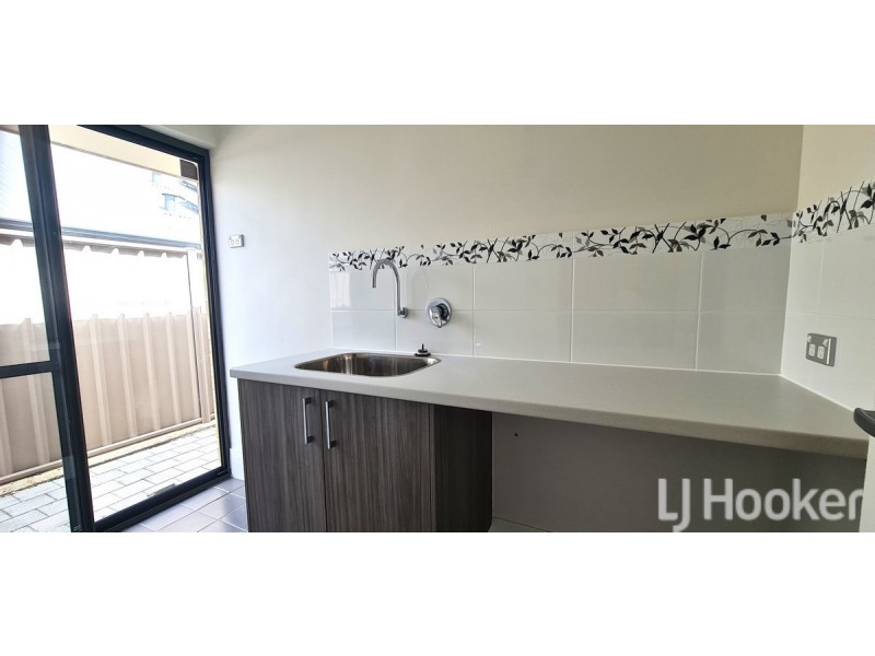 45 Willow Brook View, Meadow Springs WA 6210