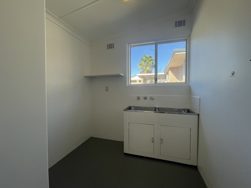 30 Service Street, Mandurah WA 6210